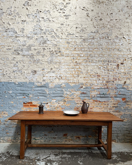 Oak table