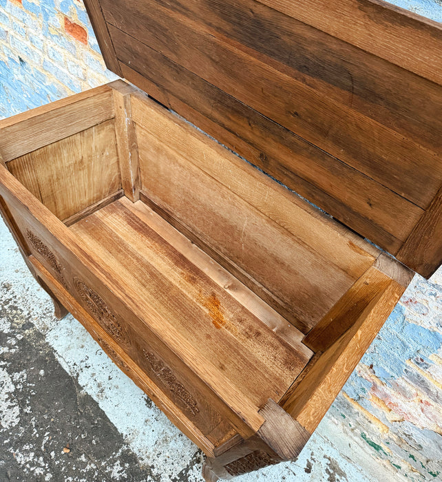 Oak chest