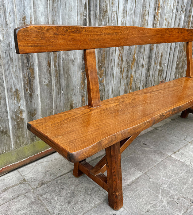 Banc brutaliste