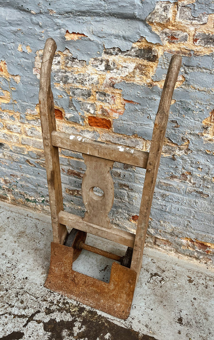 Oak trolley