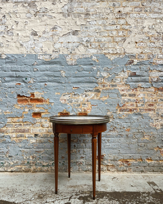 Bouillotte table