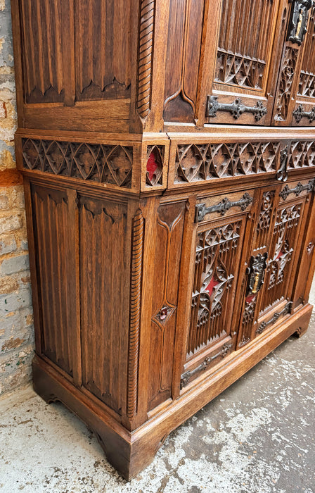 Gothic cabinet