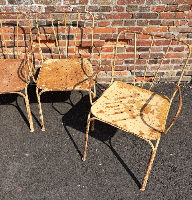 4 chaises de jardin