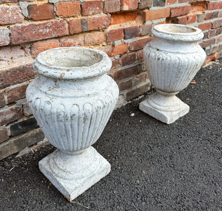 Pair of basins
