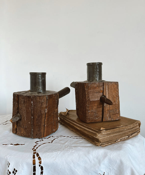 Pair of candlesticks