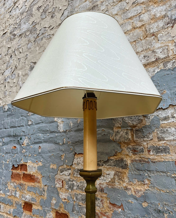 Lampadaire en laiton