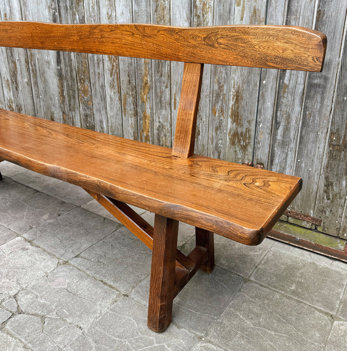 Banc brutaliste