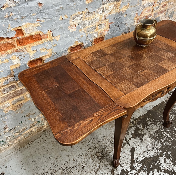 Neo-rustic table