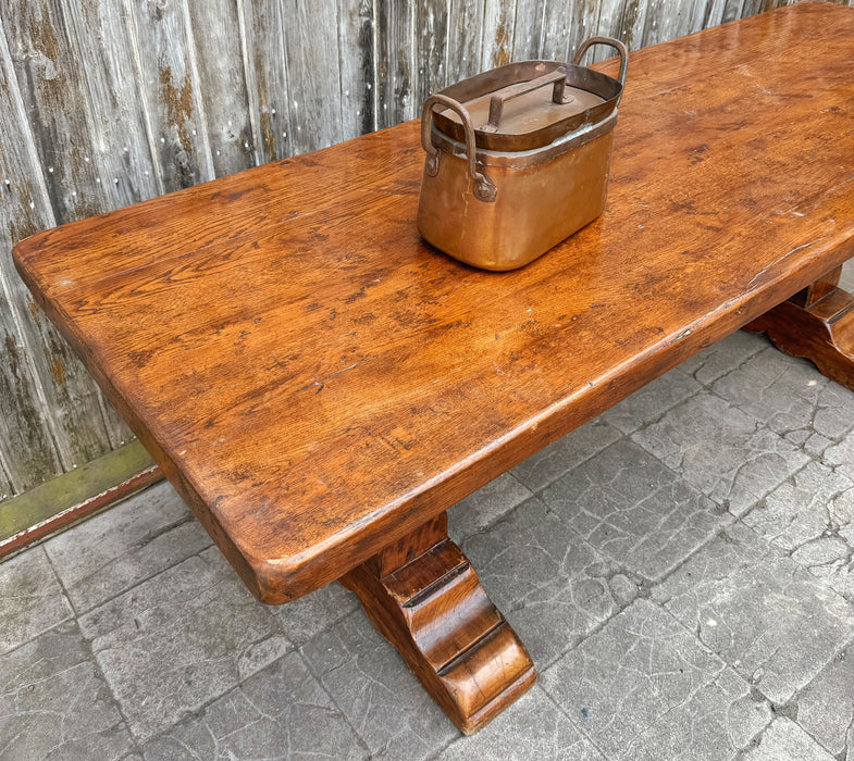 Table monastère