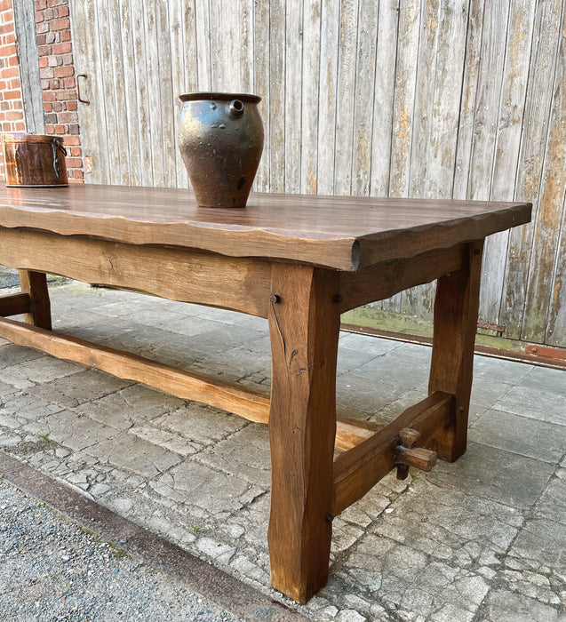 Oak table