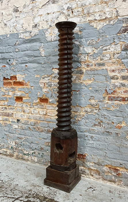 Old press screw