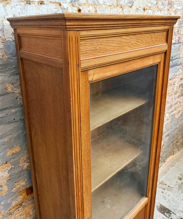 Vitrine en chêne