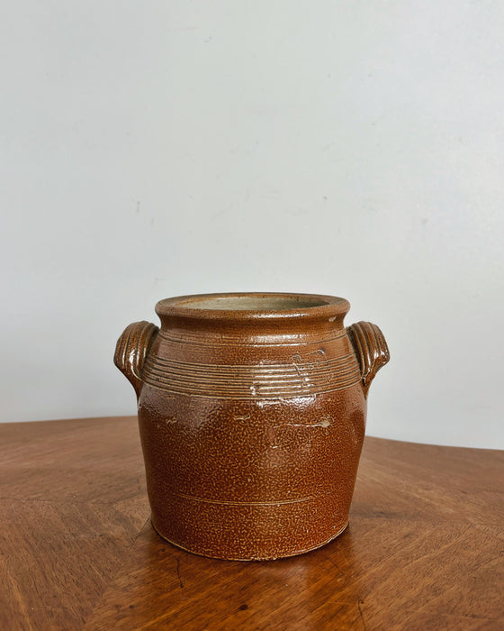 Sandstone grease pot