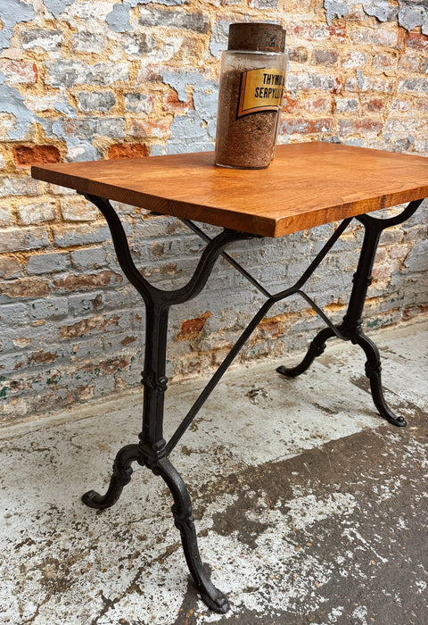 Table bistrot