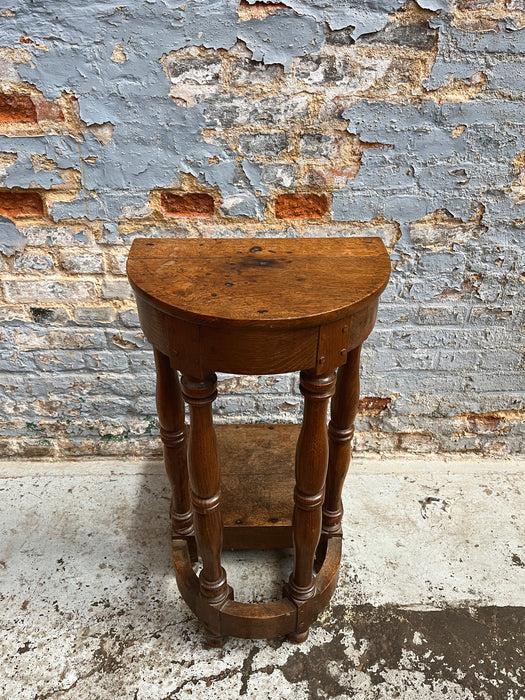 Cantor's stool