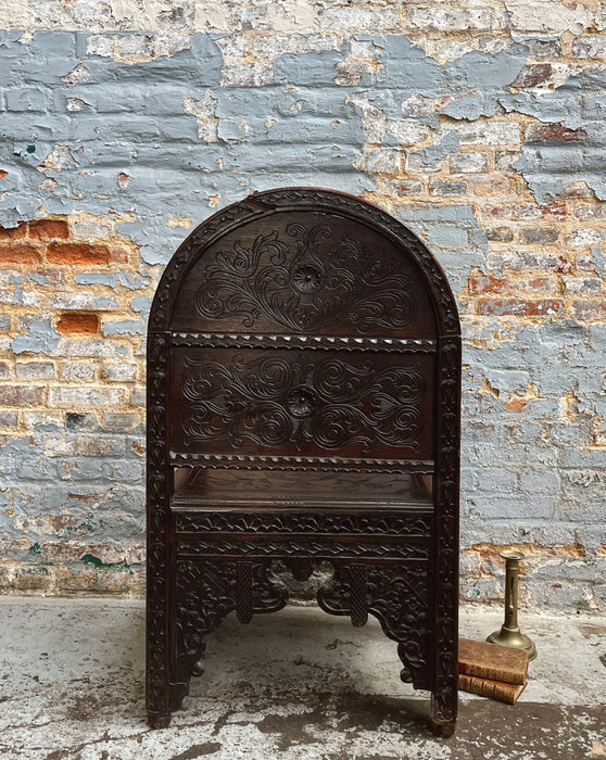 Fauteuil en châtaignier