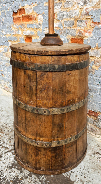 Butter churn