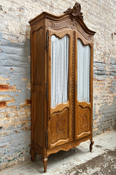 Louis XV display cabinet