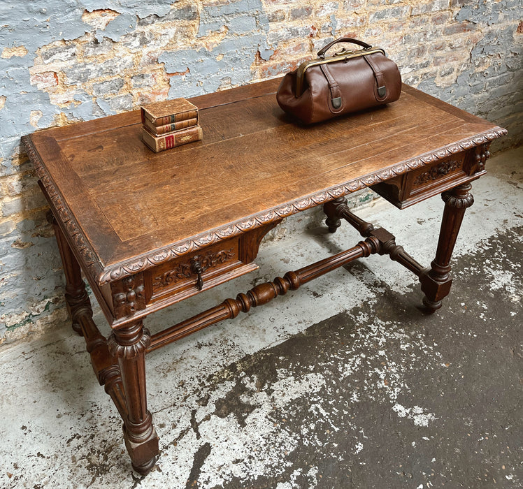 Louis XIII desk