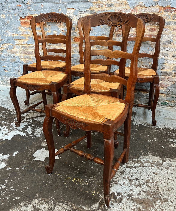 6 chaises néo-rustiques