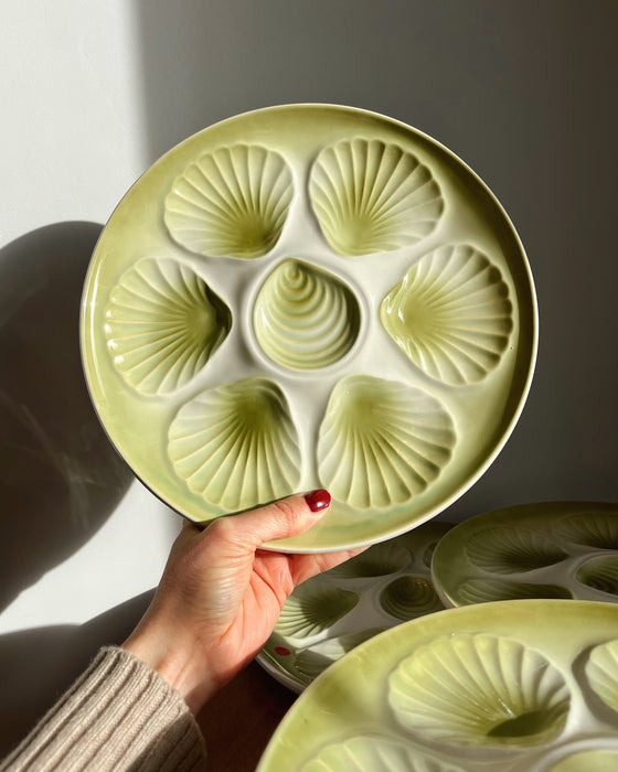 12 assiettes à huîtres