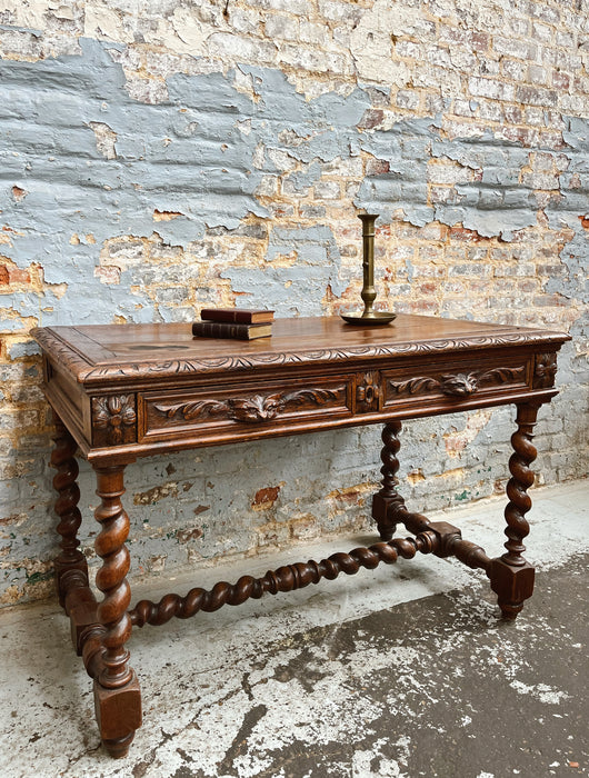 Louis XIII desk