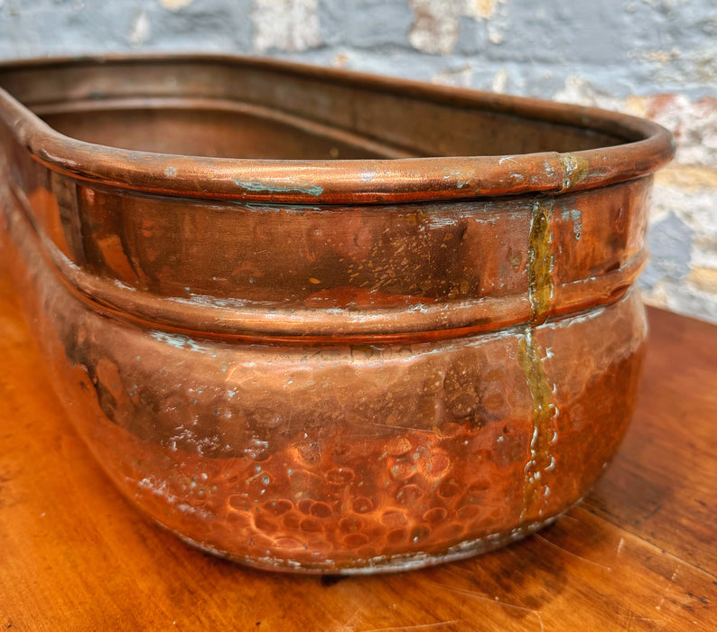 Jardinière en cuivre