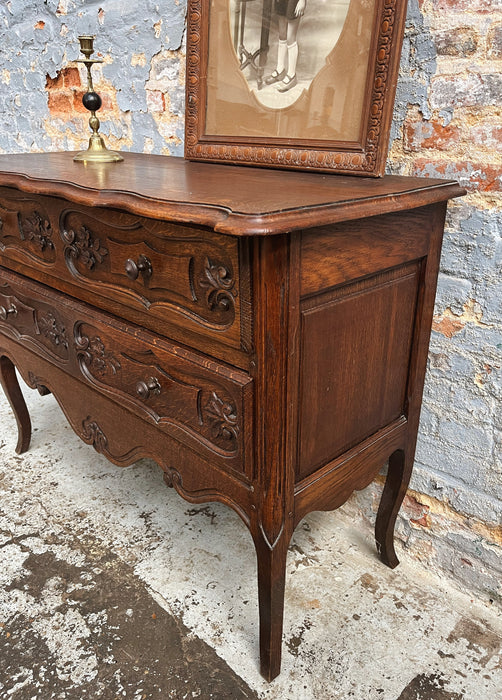 Commode néo-rustique
