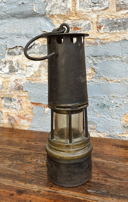 Lampe de mineur