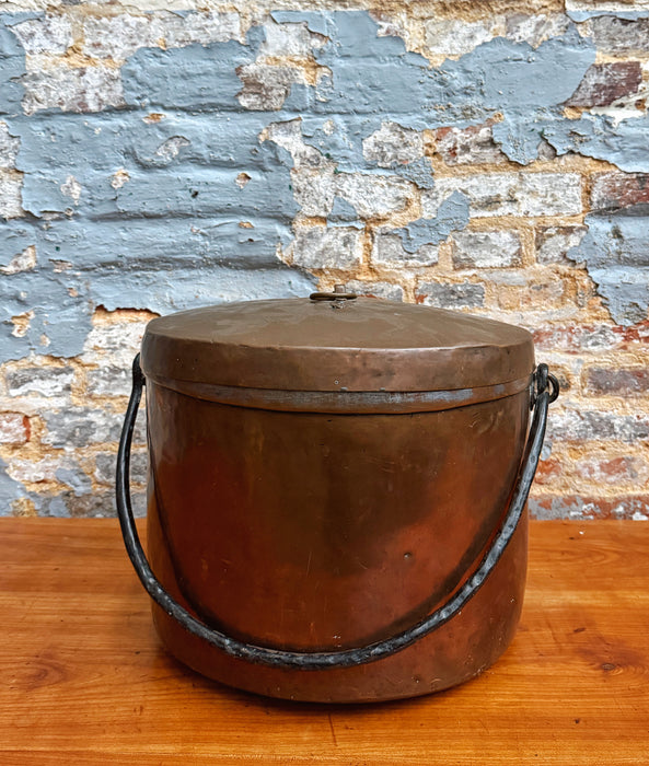 Chaudron en cuivre