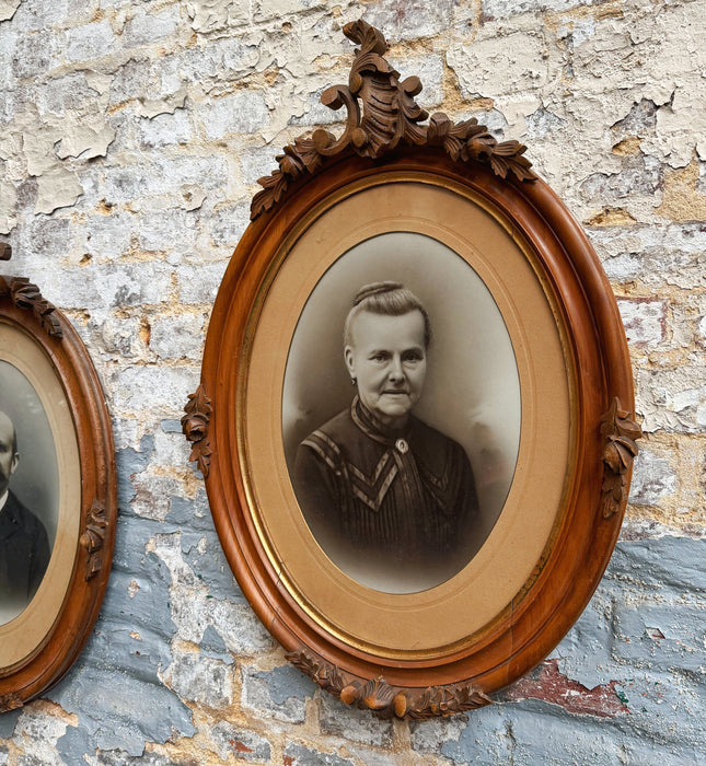 Pair of frames