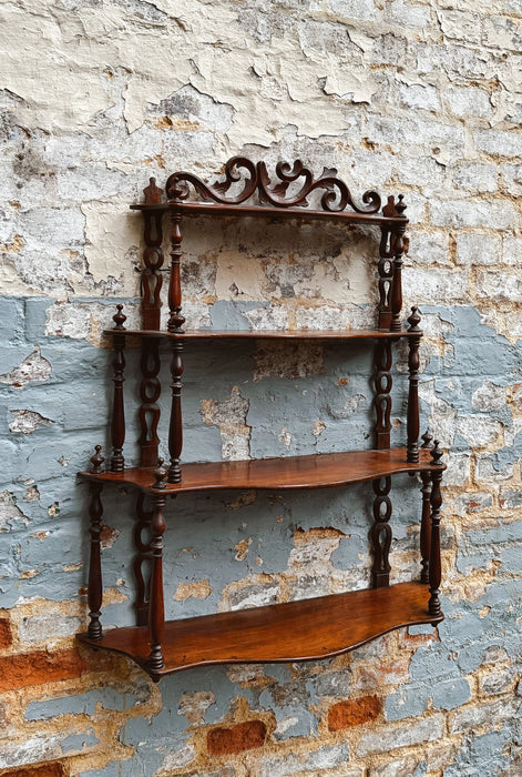 Étagère en acajou