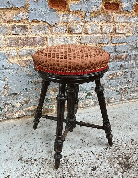 Napoleon III stool