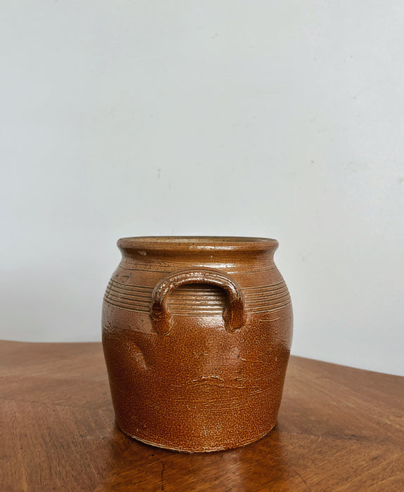 Sandstone grease pot