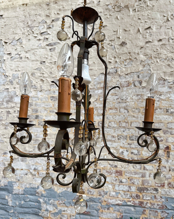 Lustre en fer forgé