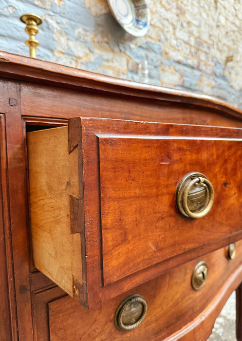Commode en acajou