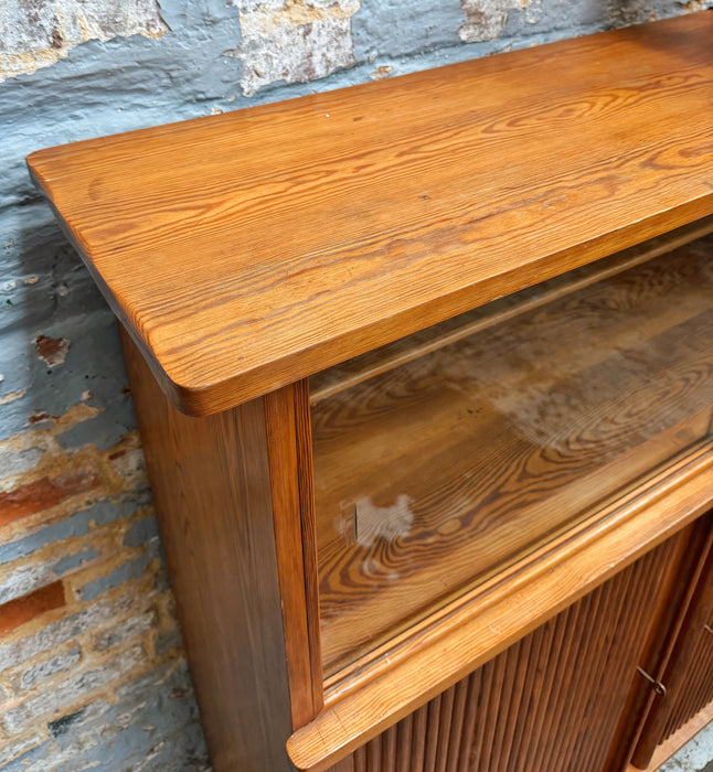 Meuble en pitchpin