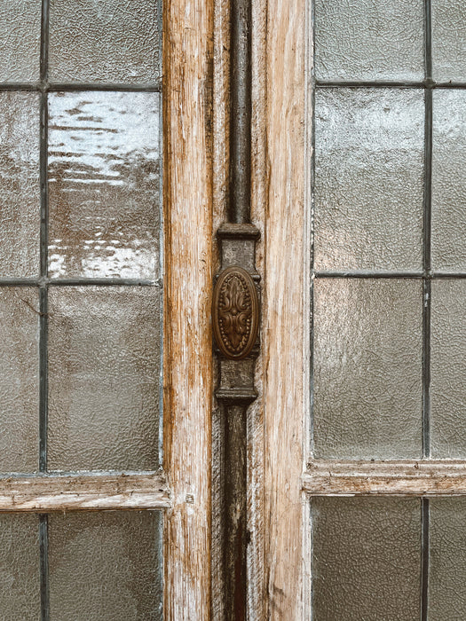 Haussmannian window