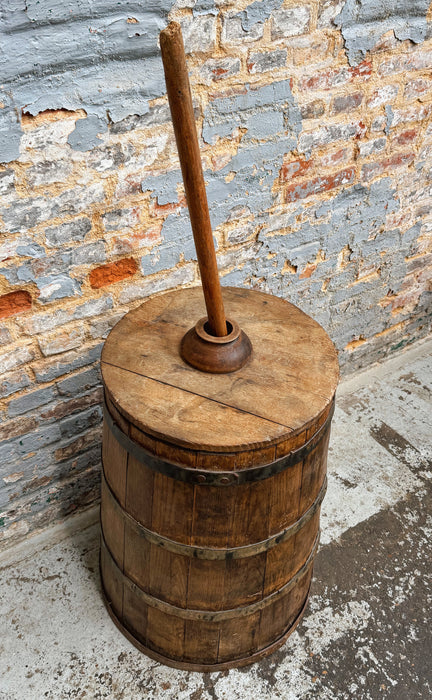 Butter churn
