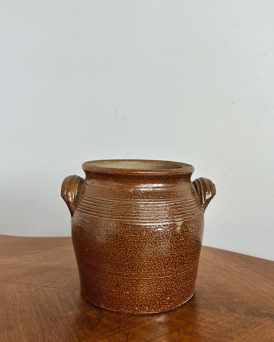 Sandstone grease pot