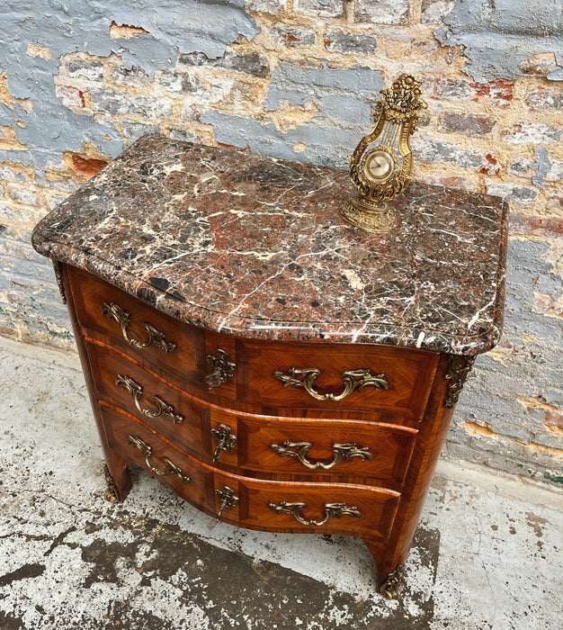 Louis XV chest of drawers