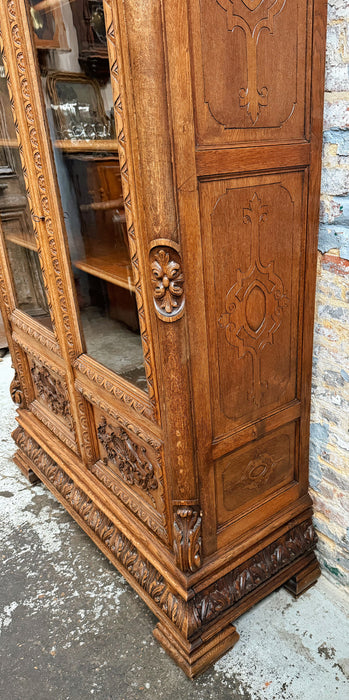 Oak bookcase