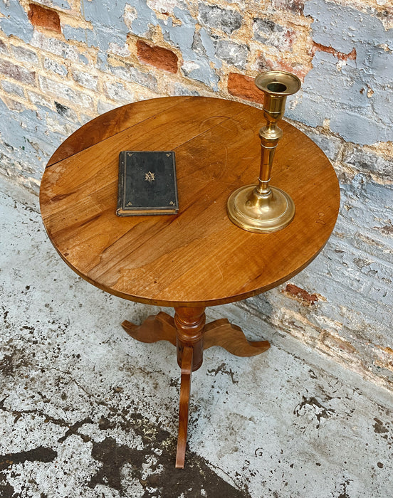 Walnut pedestal table