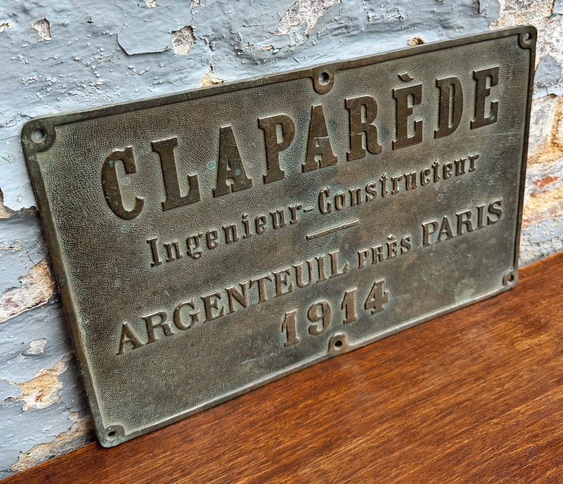 Plaque en laiton