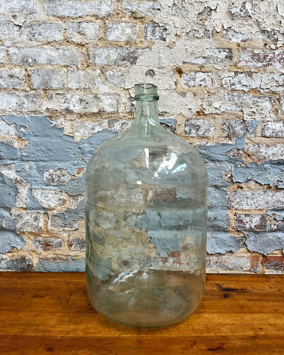 Glass jug