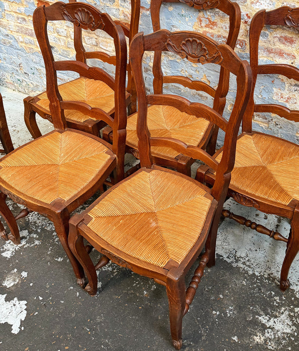 6 chaises néo-rustiques