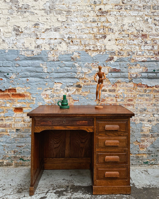 Bureau des années 40