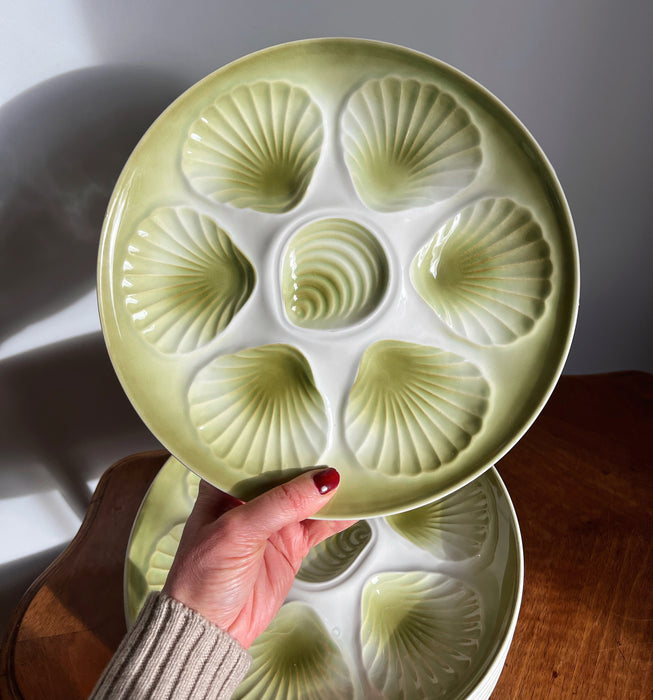 12 assiettes à huîtres