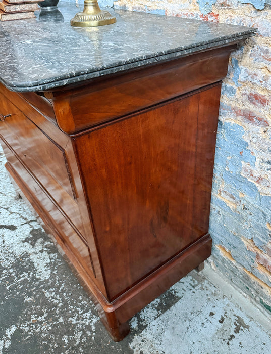 Commode Louis Philippe