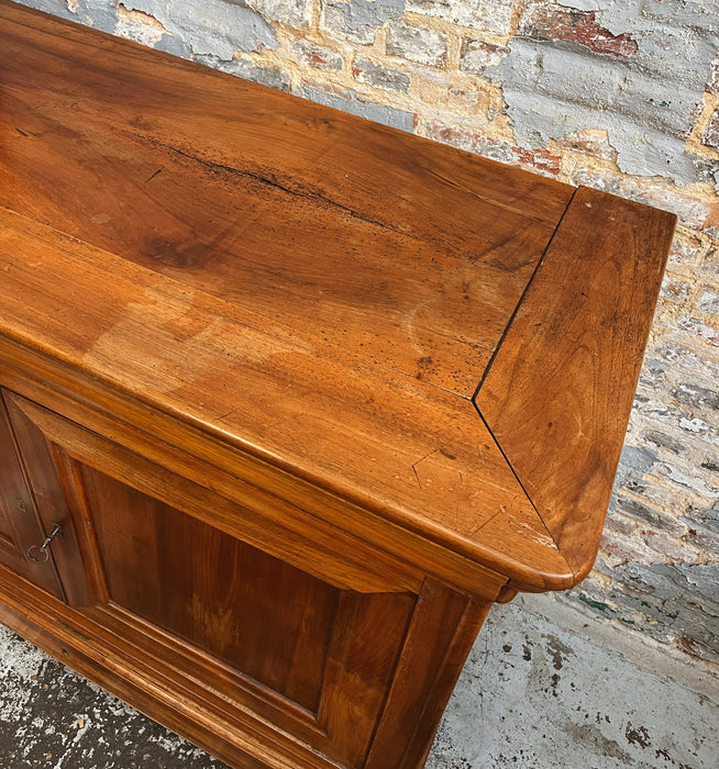 Buffet Louis Philippe